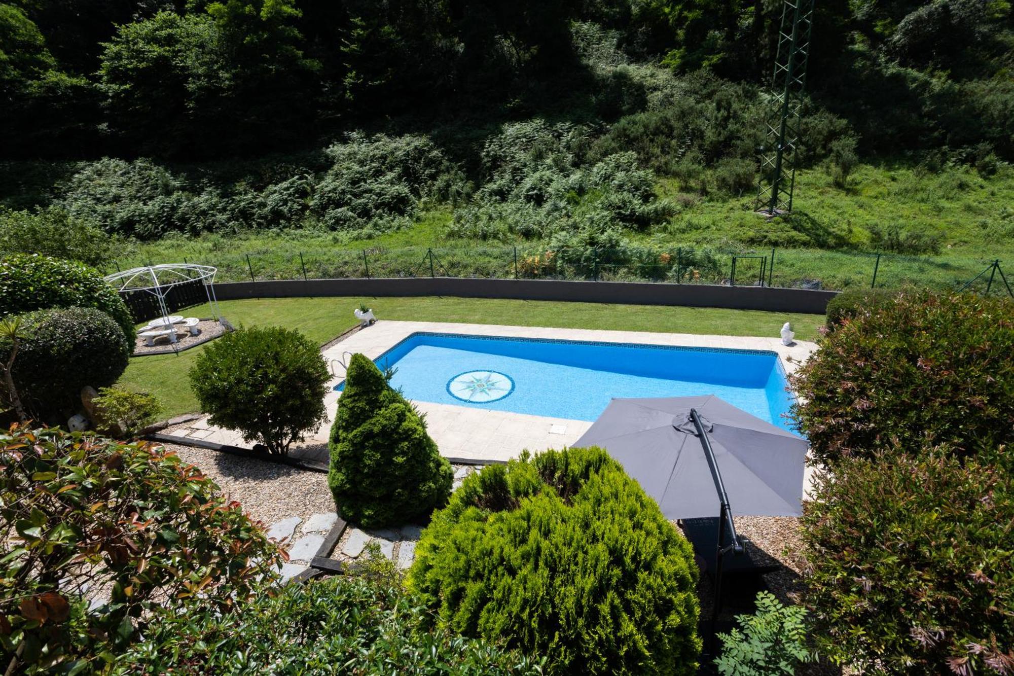 Sarren Villa Pool Bermeo Ngoại thất bức ảnh