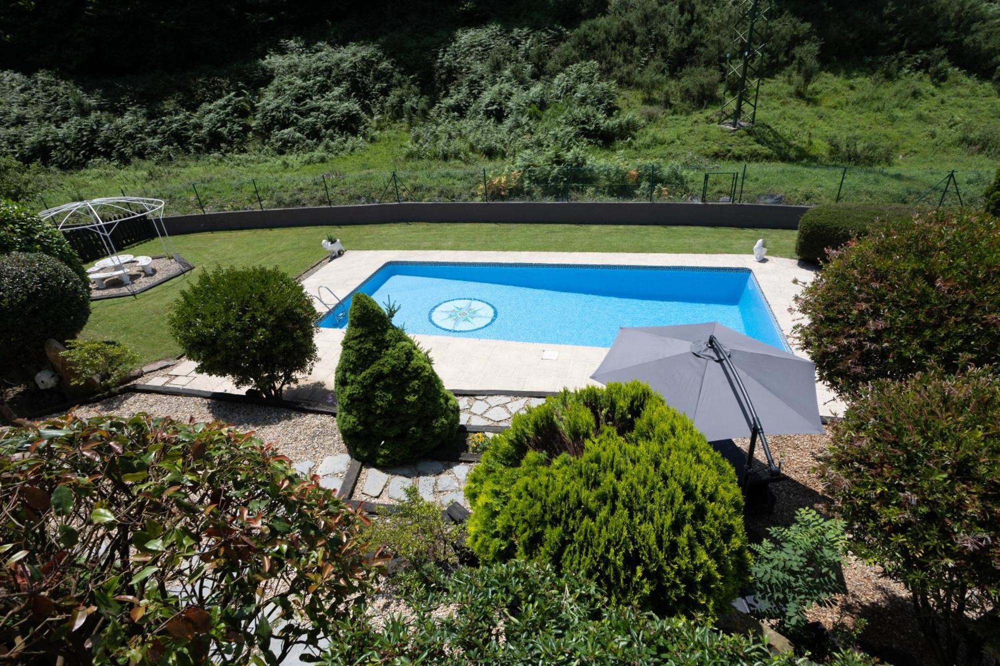 Sarren Villa Pool Bermeo Ngoại thất bức ảnh