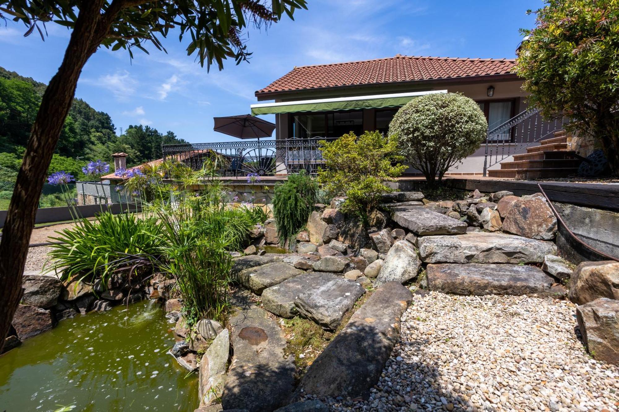 Sarren Villa Pool Bermeo Ngoại thất bức ảnh