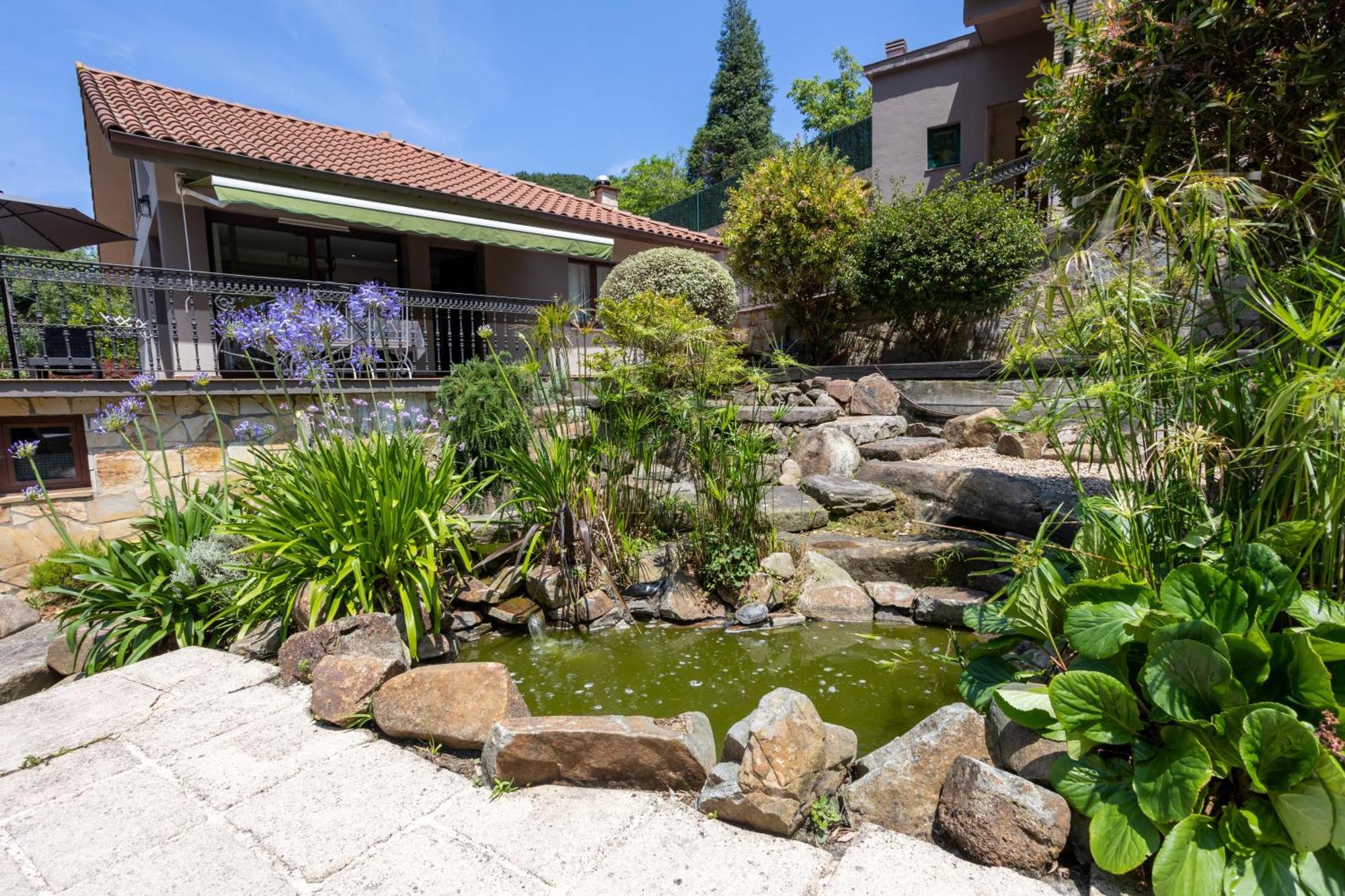 Sarren Villa Pool Bermeo Ngoại thất bức ảnh