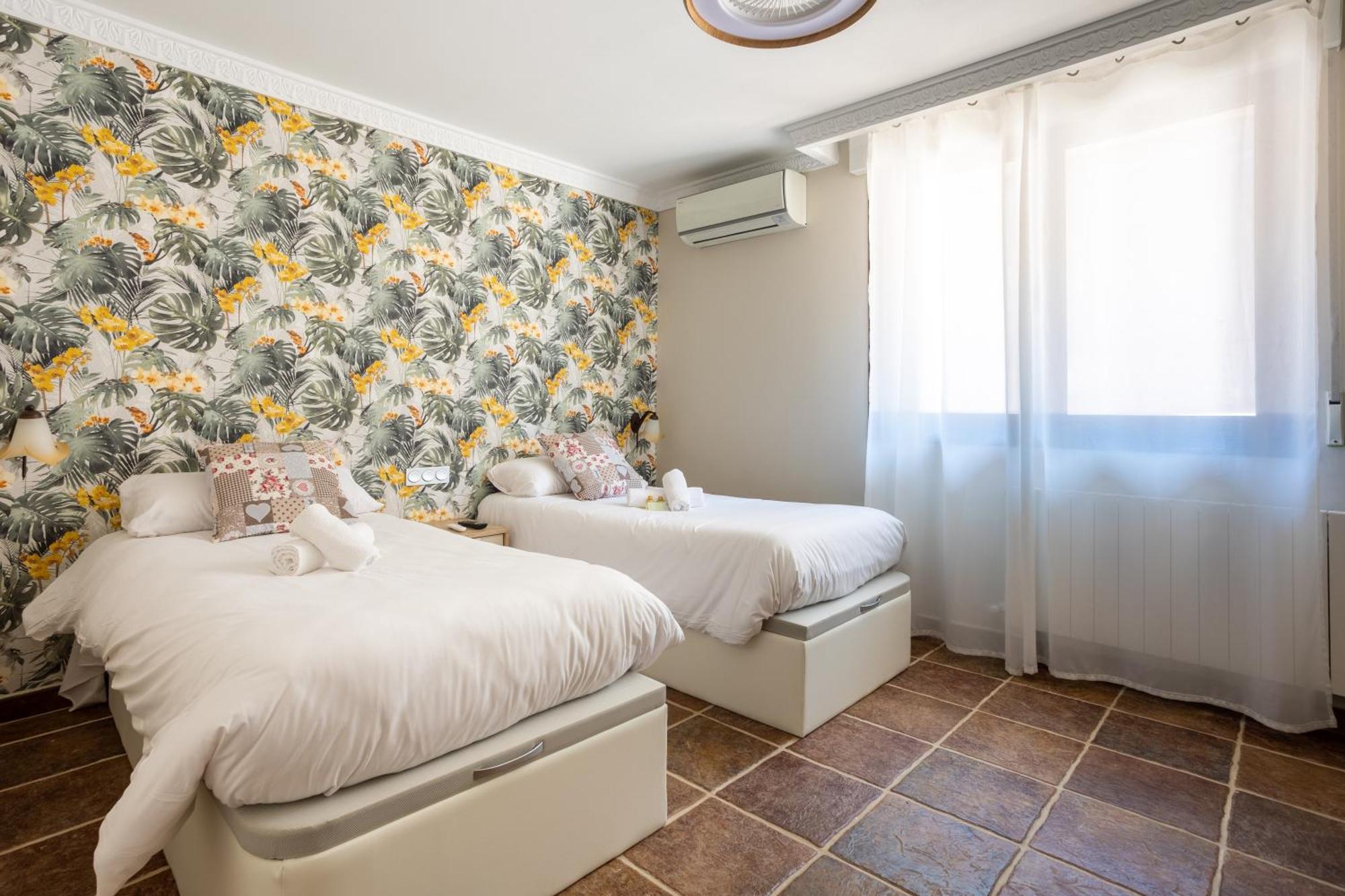 Sarren Villa Pool Bermeo Ngoại thất bức ảnh